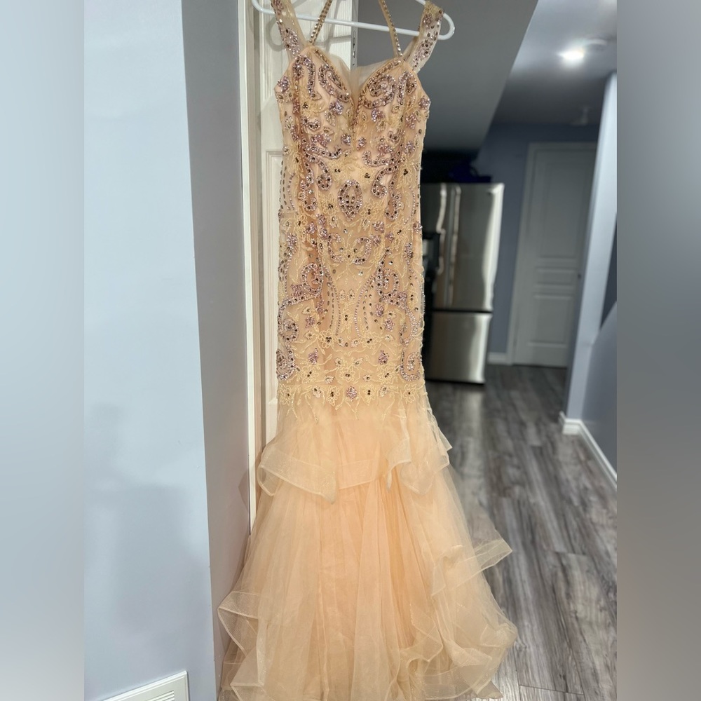 Mermaid bridal dress